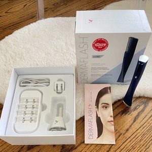 DERMAFLASH LUXE Anti-Aging Exfoliating Device